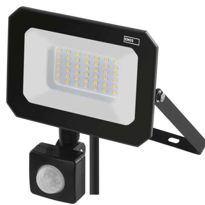 Emos LED reflektor SIMPO PIR 30 W természetes fehér ZS2333 1531233300