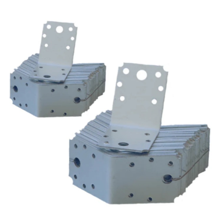 Комплект 50 перфорирани ъгли за винклу дърво 135 градуса поцинковани 70 х 70 х 54 мм (дебелина 2 мм)