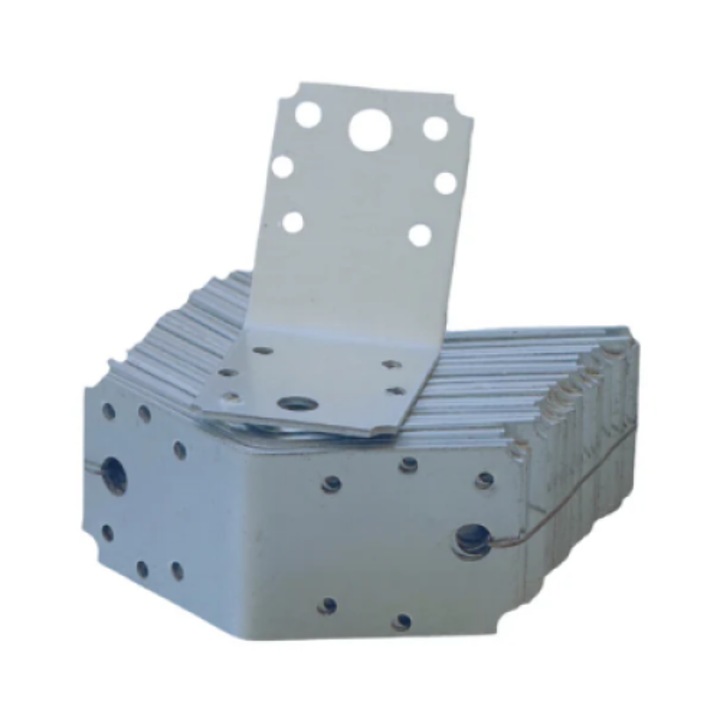 Комплект от 10 перфорирани ъгли за дърво винклу, 135 градуса, поцинковани, 70 х 70 х 54 мм (дебелина 2 мм)