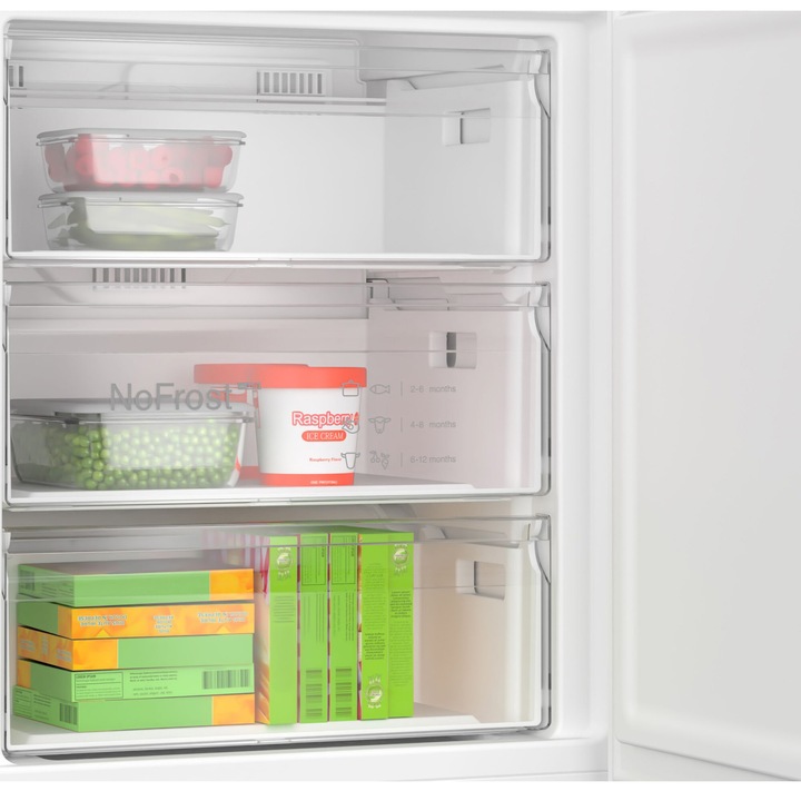 Combina frigorifica Bosch KGN497WDF, 440 L, NoFrost, VitaFresh, Touch control, Raft sticle, PerfectFit, Clasa D, H 203 cm, Alb