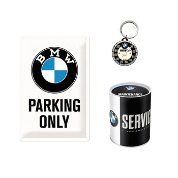 Pachet BMW Driver breloc + pusculita + placa 20x30 cm Pachet BMW Driver breloc + pusculita + placa 20x30 cm