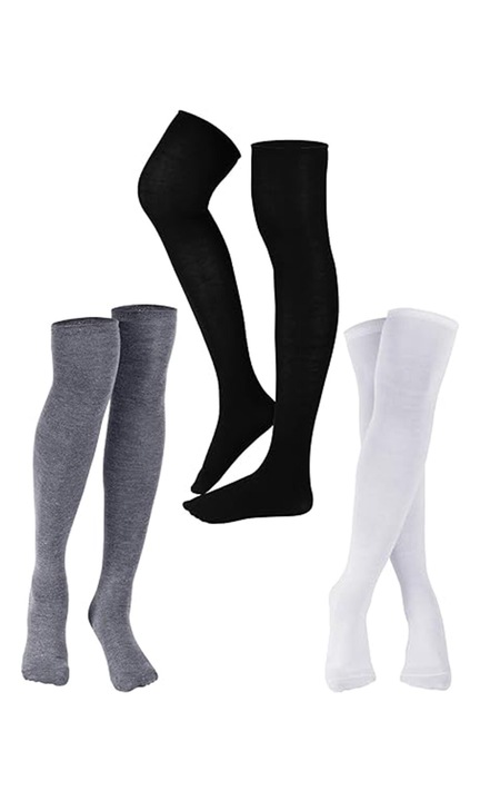 Комплект от 3 чифта дълги дамски чорапи над коляното SINBINTA, които се съчетават добре с мини поли, къси панталони, рокли и се съчетават чудесно с ежедневно облекло, партита, училище и дейности и др., Полиестер, Един размер, черно, бяло и тъмно сиво