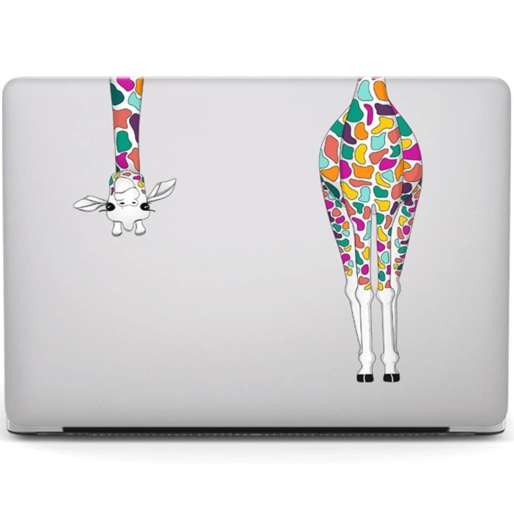 Husa cu Girafa, Design Artistic, Compatibila cu MacBook New Pro 13", Protectie eficienta, Transparenta si Multicolor