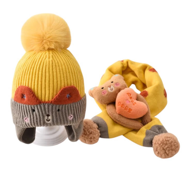 Caciula pentru copii, set doua piese, model foarte haios si vesel cu pompom si fular asortat, tematica bucuria copilariei, 1 - 6 ani, galben, EFAYN