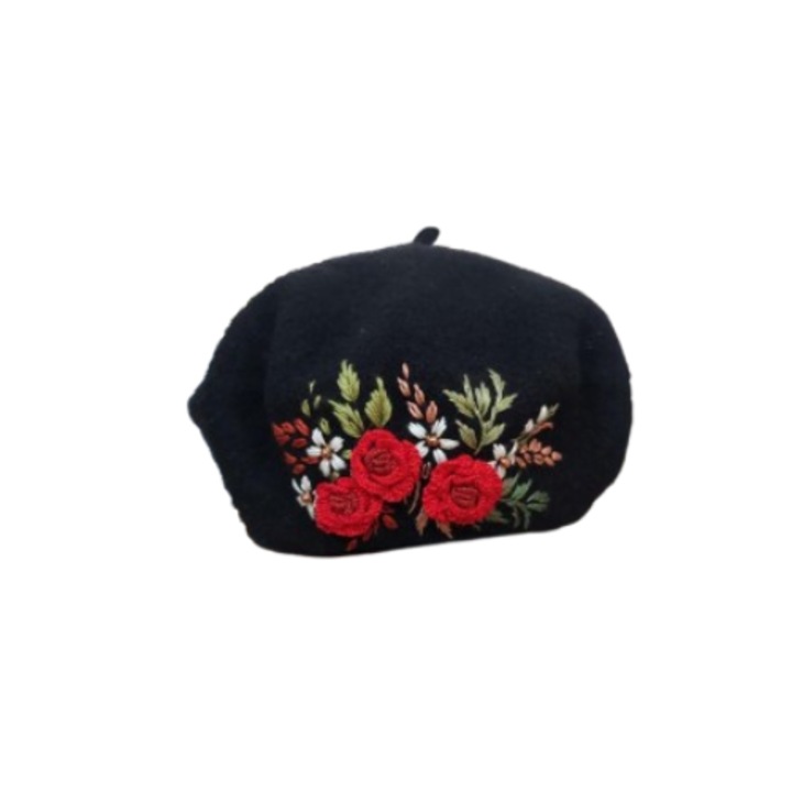 Bereta Neagra din lana cu Garoafe Rosii, Brodata Manual, 54 cm
