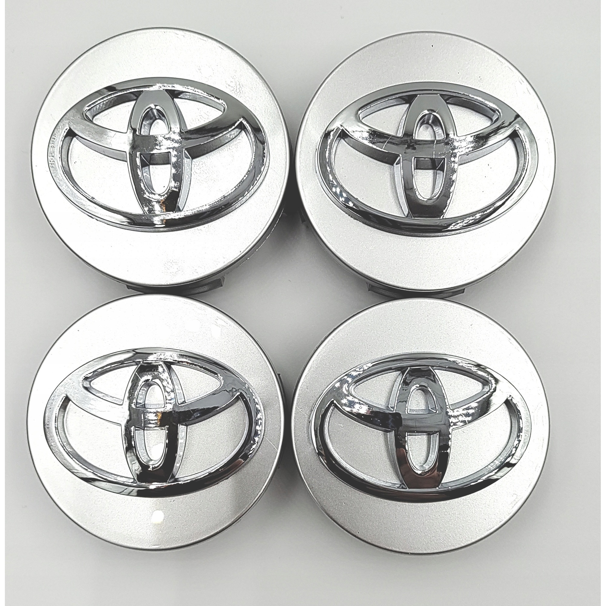 Capace centrale TOYOTA, capace roti compatibil jante aliaj Toyota