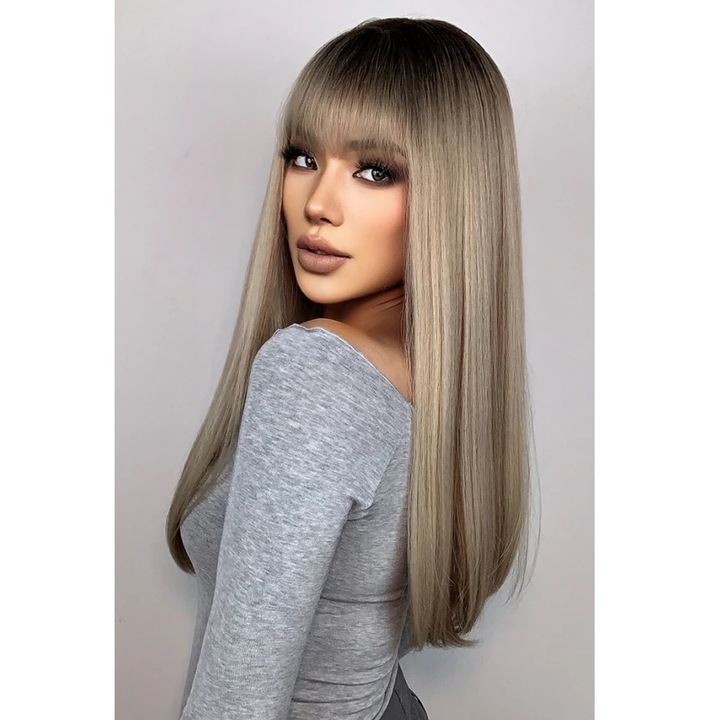 Peruca Blond Nisipiu, Animis Beauty ®, fibra sintetica cu aspect natural, par lung drept, cu breton, 65 cm, fibre Futura Heat