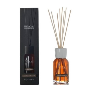 Odorizant camera Millefiori Milano cu betisoare din bambus - Vanilla and wood - 250 ml Odorizant camera Millefiori Milano cu betisoare din bambus - Vanilla and wood - 250 ml