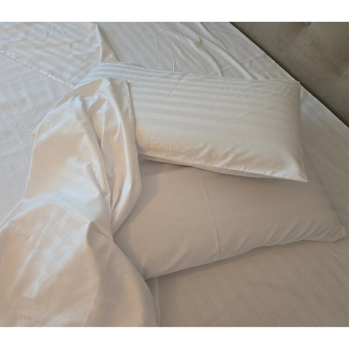 Lenjerie de pat Damasc Regal by Ariale, 175gr, 2 persoane, 4 piese, damasc, Alb