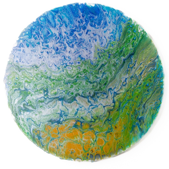 Tablou Unicat Planeta cu nori veseli -Planet with Clouds of Joy -Tablou Original, rotund 30 cm, Lucrat cu Mixed Media Art & Glassy technique prin Academia Viata Constienta®