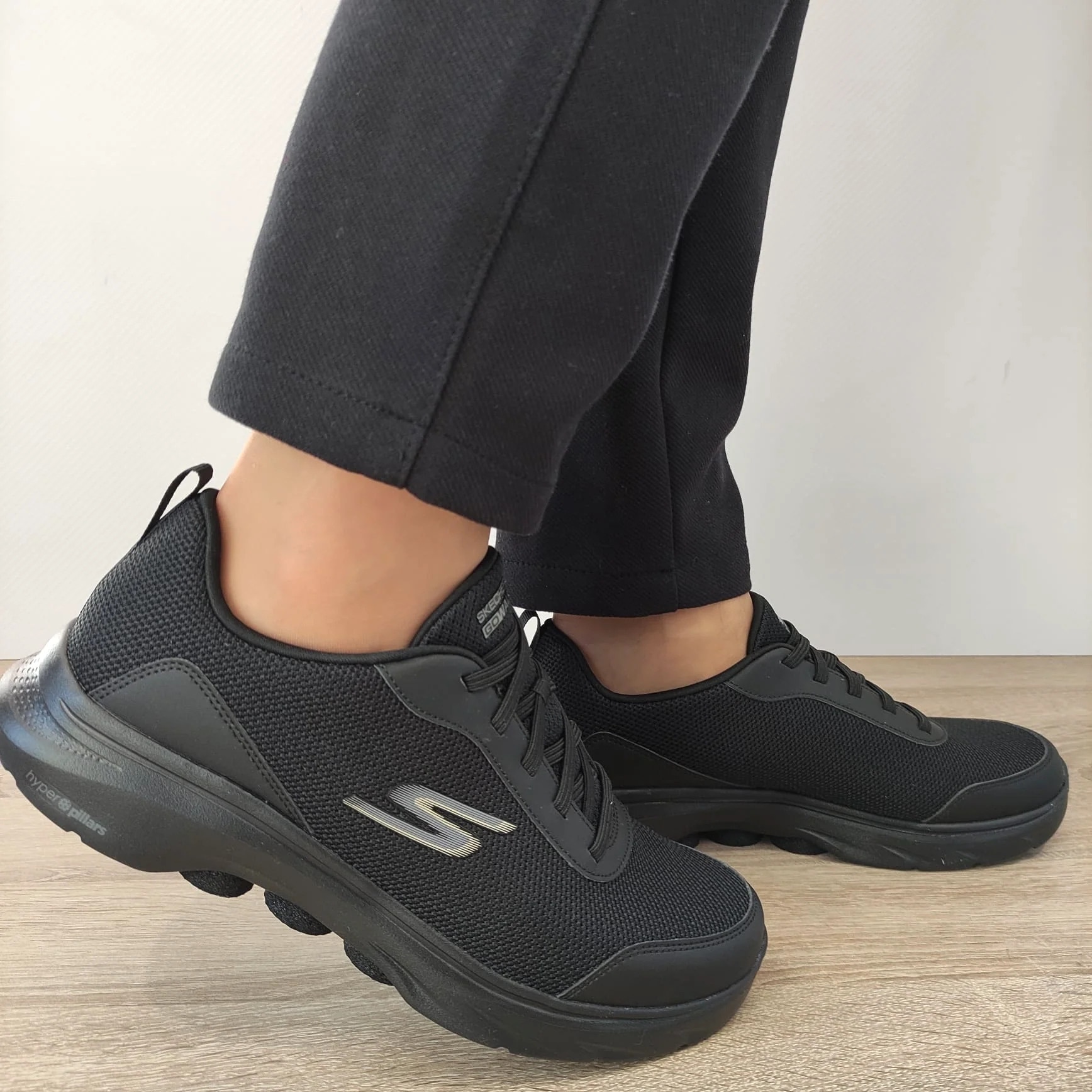 だー Pantofi Sport Barbati Skechers 216644 Bbk - 41, Negru - eMAG.ro