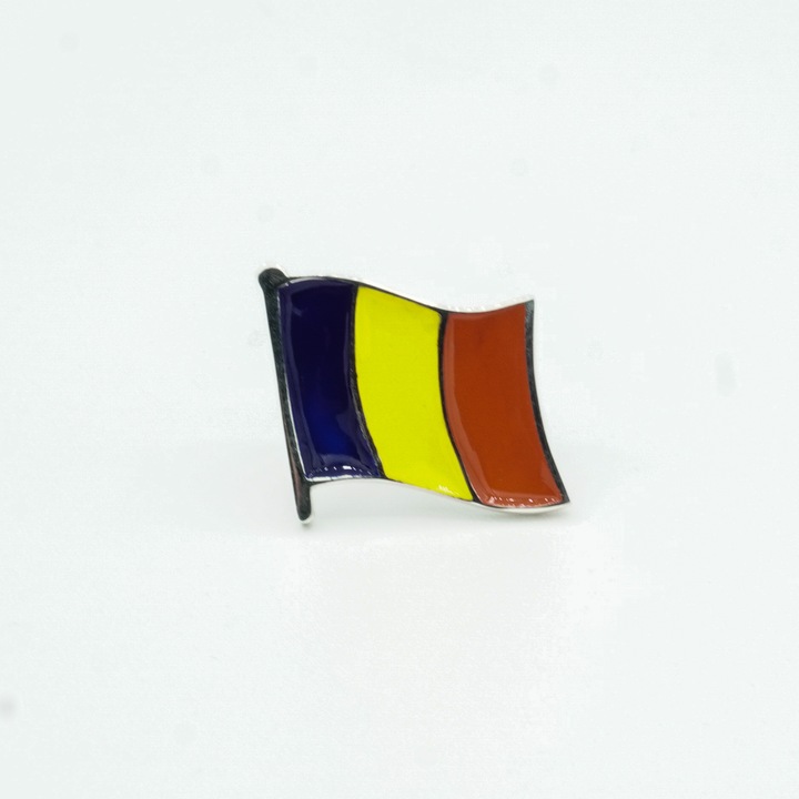 Insigna cu drapelul Romaniei din argint 925 Model Drapel