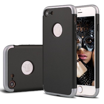 Set complet Carcasa Telefon Apple Iphone 7 3in1 Ultra Subtire Black S Matte Line + Folie Sticla Set complet Carcasa Telefon Apple Iphone 7 3in1 Ultra Subtire Black S Matte Line + Folie Sticla