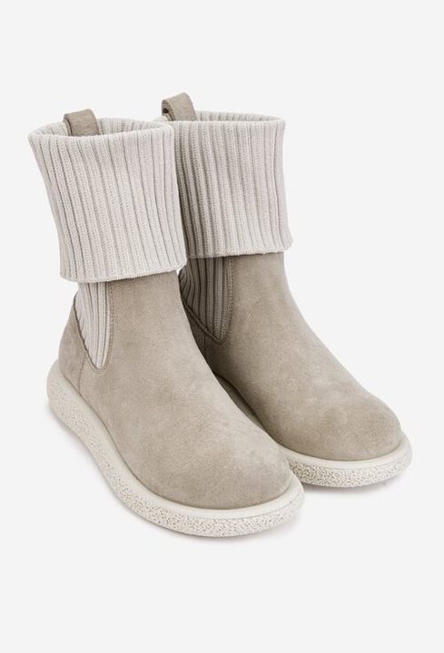 Ghete bej din piele intoarsa si material textil, Bej