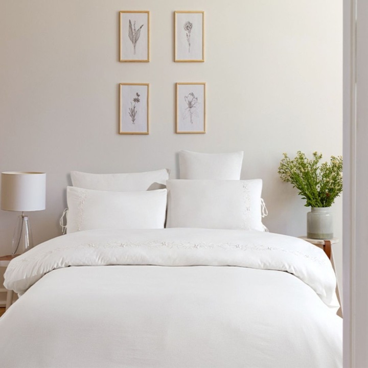 Dupla ágynemű hímzéssel, előmosott 100% ranforce pamut, 240x260 cm, 4 db, Bahar Tekstil, Bona Dea Dove Ecru