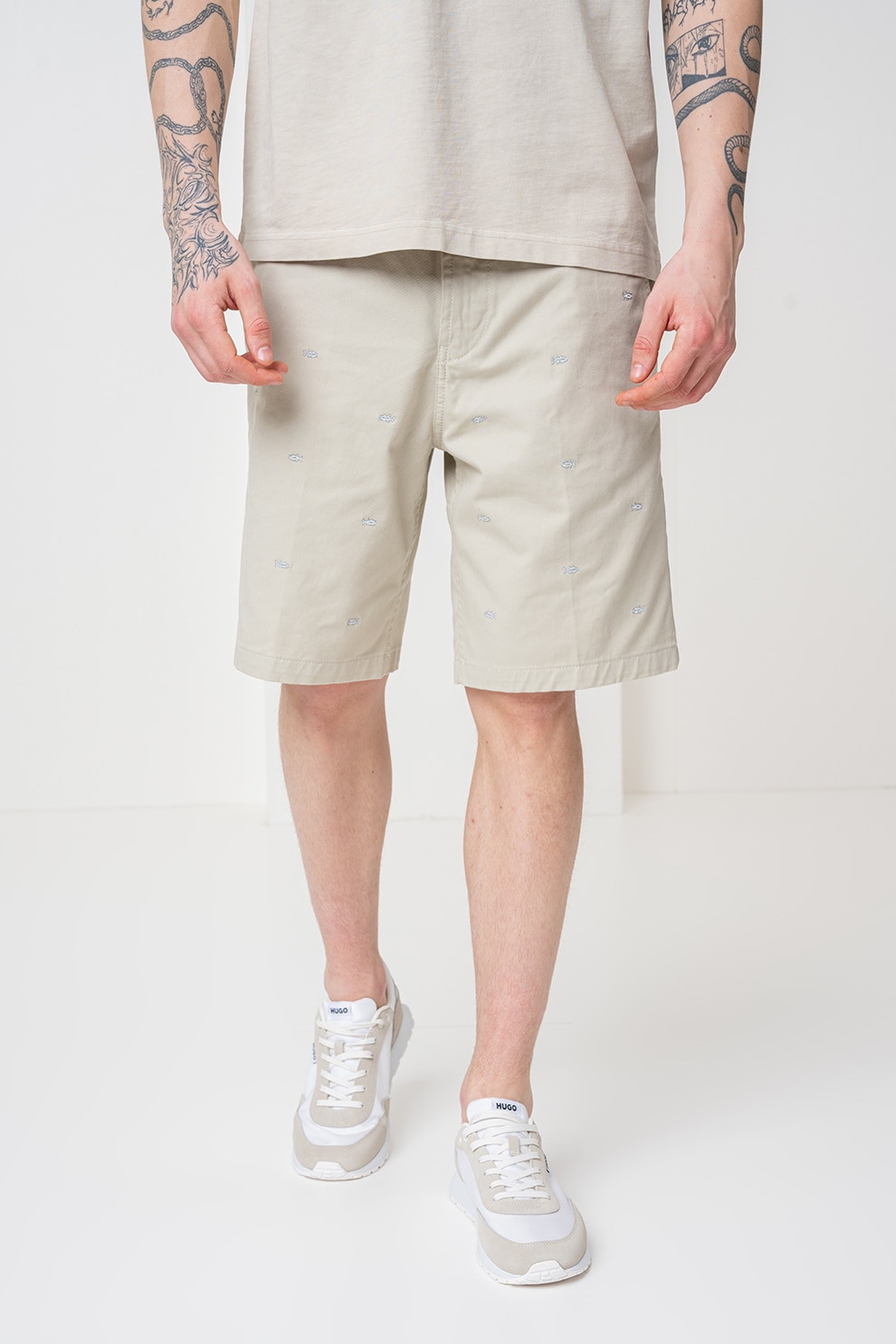 BOSS, Pantaloni scurti cu detalii brodate, Gri deschis, 33