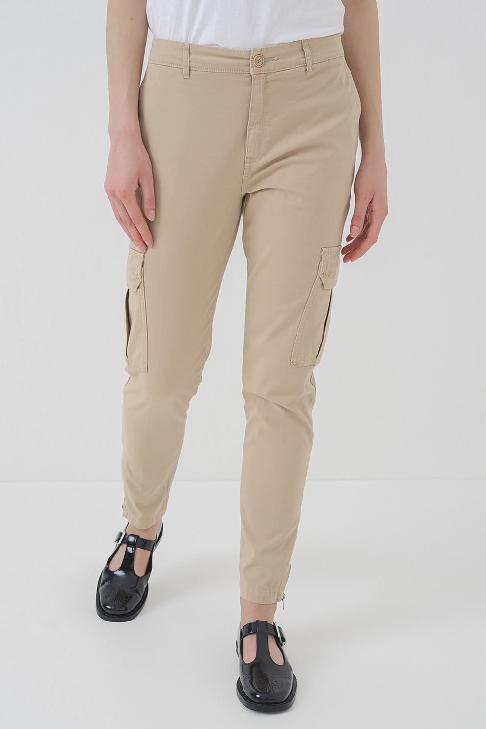 HUGO, Pantaloni cargo slim fit, Galben murdar, 38