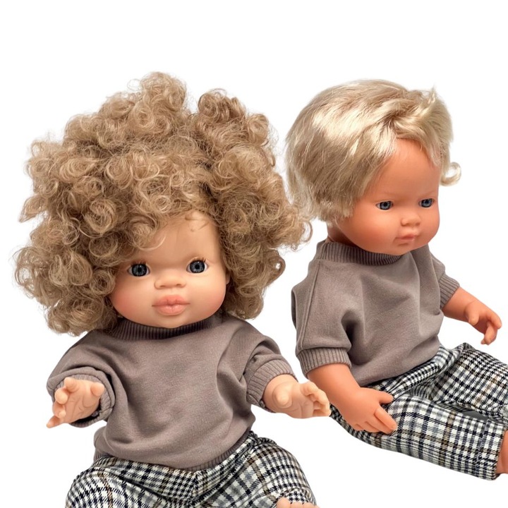 Kockás pulóver és rövidnadrág szett babáknak, Przytullale, 38 cm, többszínű