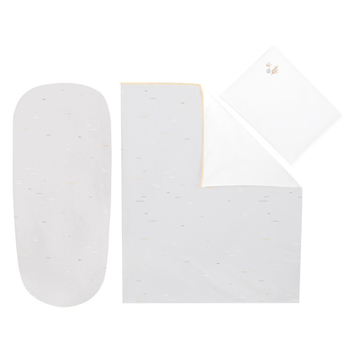 Set lenjerie copii cu 6 piese KikkaBoo Seally Me 80x40 cm din bumbac ranforce certificat OEKOTEX, compatibila patut co-sleeper sau landou, contine perna/fata de perna/cearceaf/husa pilota/pilota/protectie impermeabila