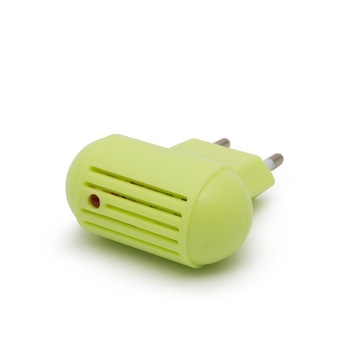 Aparat electric de combatere a tantarilor cu ultrasunete Aparat electric de combatere a tantarilor cu ultrasunete