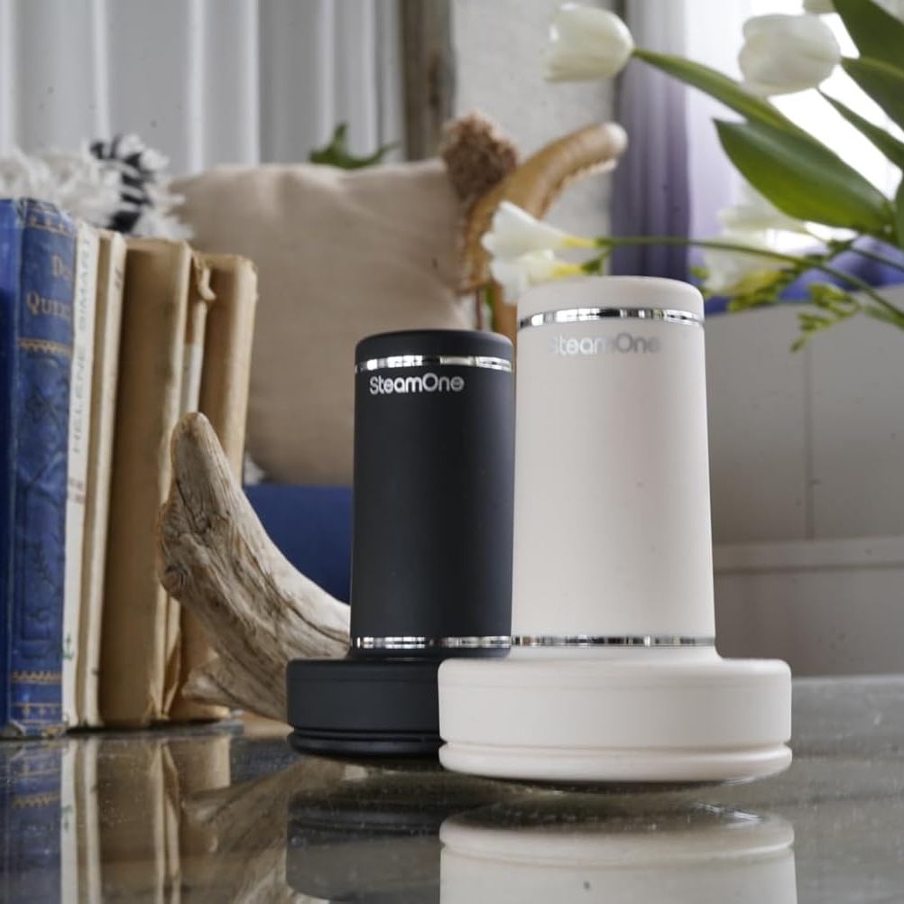 Aparat de curatat scame SteamOne, 9500 rpm, incarcare la USB-C, curatare eficienta a tuturor tipurilor de tesaturi, design ergonomic, indicator luminos, autonomie 60 minute continuu, oprire de siguranta, ivoire