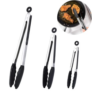 Polonice, linguri si clesti de bucatarie