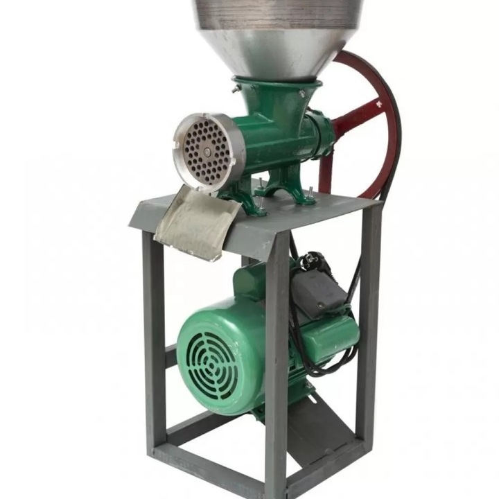 Masina tocat carne, COBI SMART®, Nr. 32, electrica 1500W, palnie mare, 4 kg/min