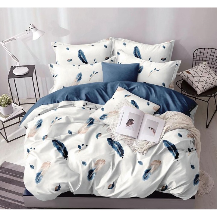 Set Lenjerie CHIRASO, pentru 2 persoane, din bumbac satinat, 4 piese, Cearceaf de pat cu elastic 180x200 cm, Cearceaf pilota 200x230 cm, 2 fete perna 55x75 cm, cu imprimeu pene, alb-albastru denim