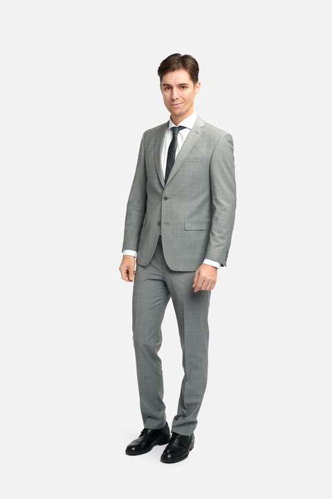 Costum gri clasic, Gri