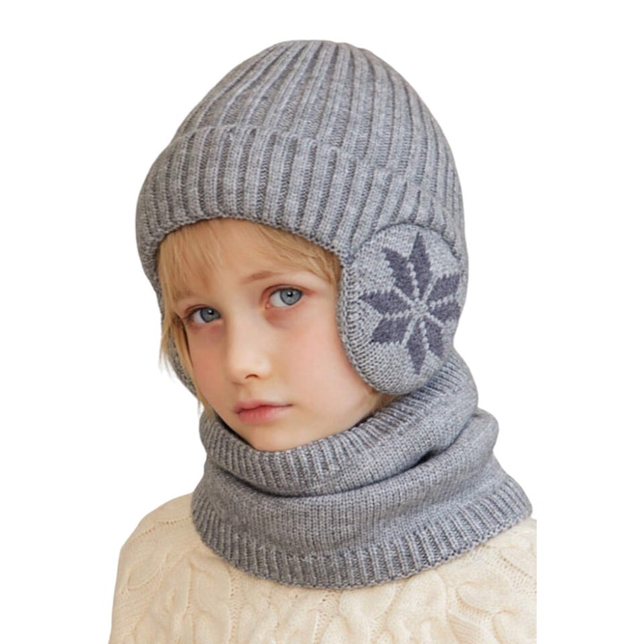 Caciula pentru copii, set doua piese, model cu acoperitori pentru urechi, fular asortat, tematica happy winter, 3 - 9 ani, gri deschis, EFAYN