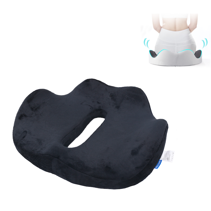 Perna ortopedica sezut, spuma cu memorie, husa lavabila, respirabila si antialunecare, Arka Chairs MCS1, protectie zona Lombara, Sciatica, Dureri de sold, Hemoroizi, negru textil, 42 x 36 x 11 cm