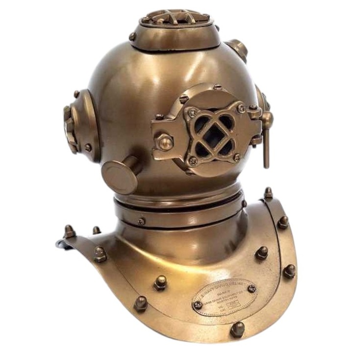 Sportsisak, Giftdeco, US Navy replika, dekoratív, bronz, 40x40x30cm