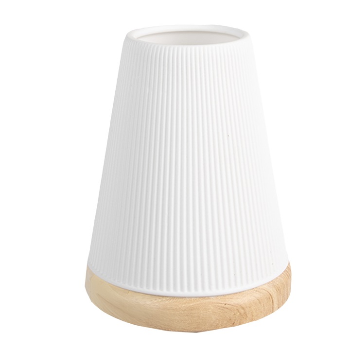 Свещник от естествен бял порцелан 9х11см