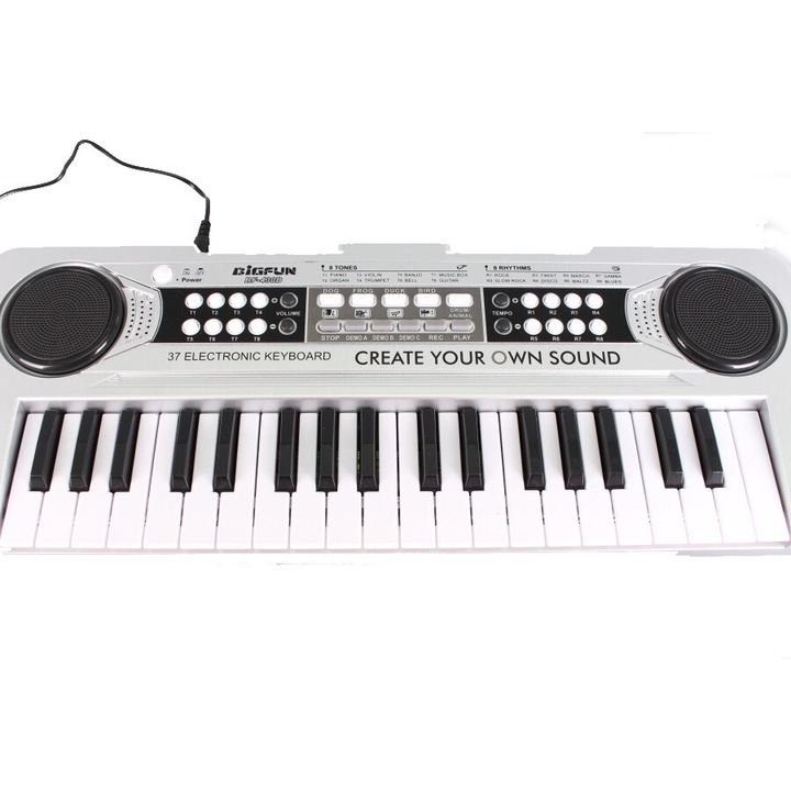 Йоника с микрофон и MP3, 37 клавиша, 43х16.5х5.5 см