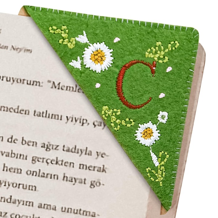 Semne de carte din fetru brodate manual, Fokelyi, set 4 teme sezoniere, ecologice, 138x77cm