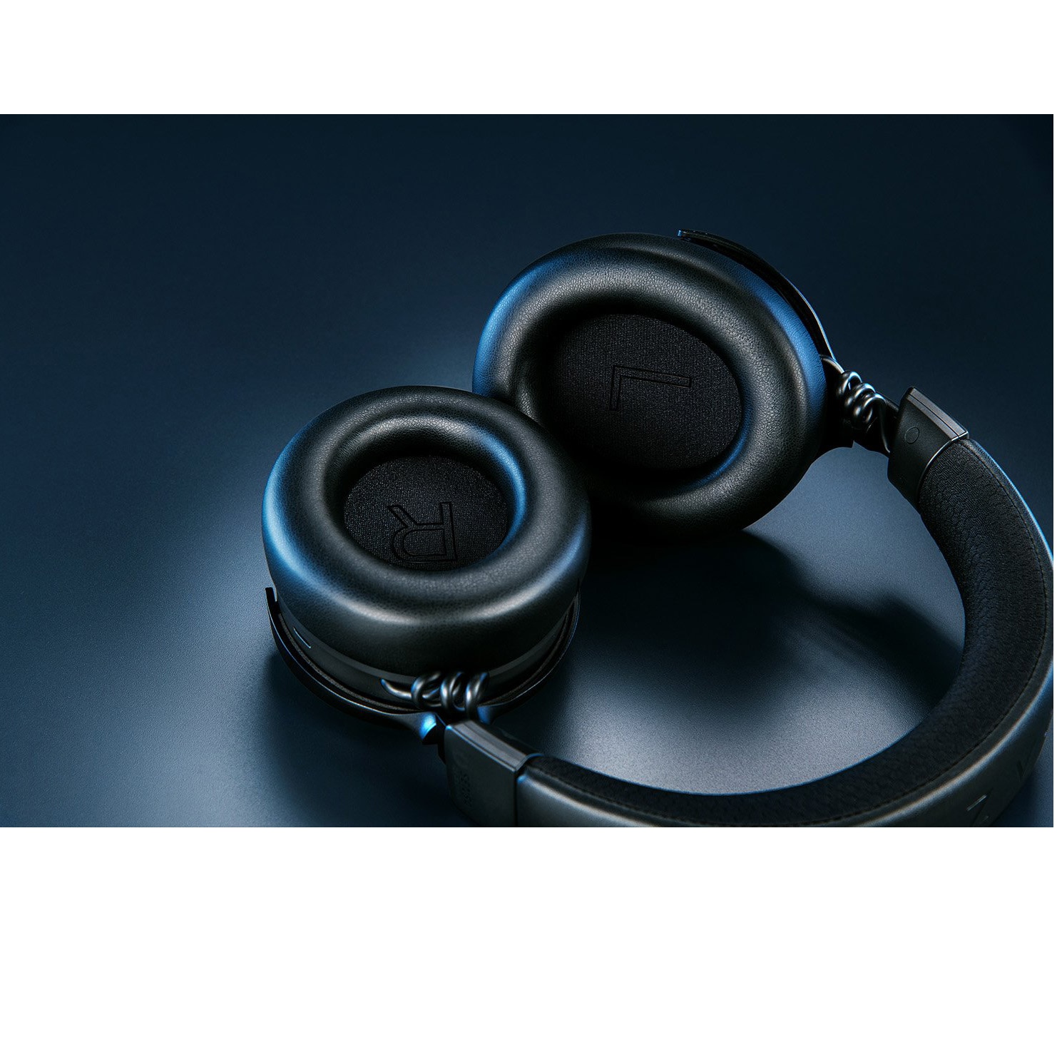 Casti Gaming Wireless Razer Kraken V4 Pro, Negru - eMAG.ro