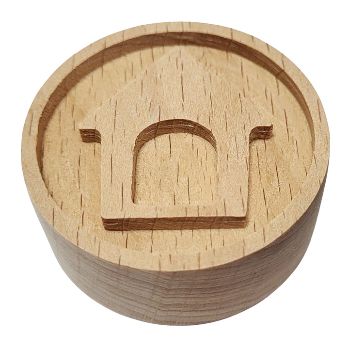 Пасивен дифузор за етерично масло, изработен от бук, модел къща, размери 50 мм x 20 мм