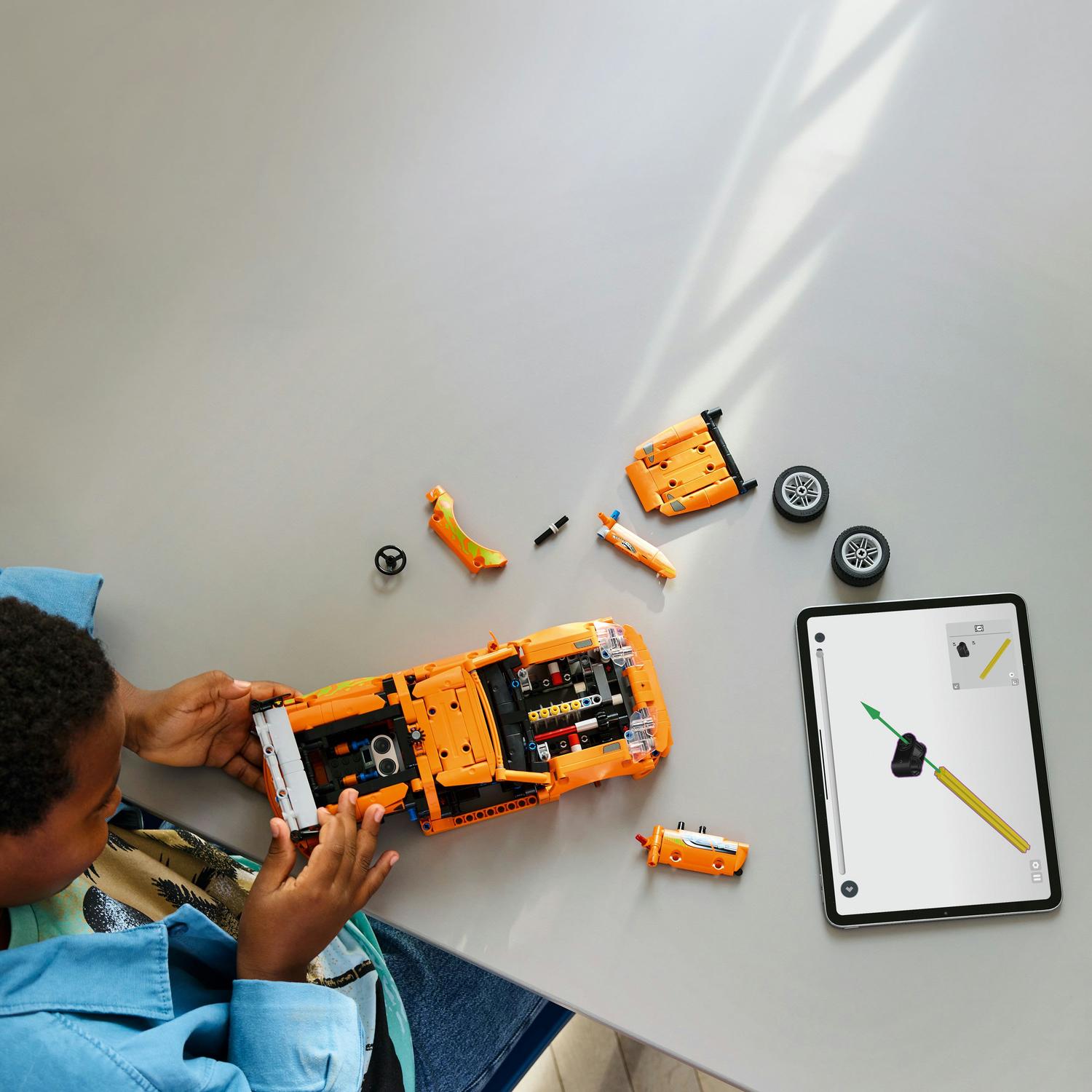 Set de constructie LEGO® Technic - Fast and Furious Toyota Supra