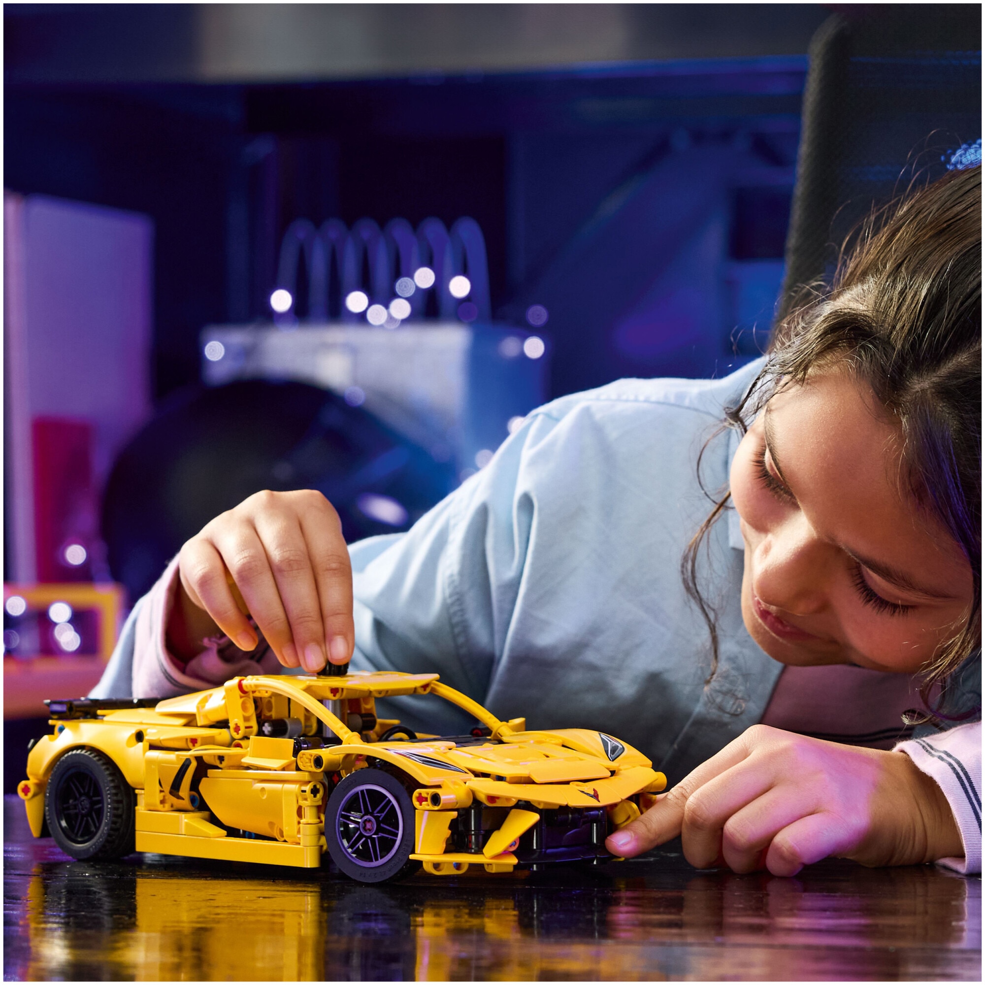 LEGO® Technic - Chevrolet Corvette Stingray 42205, 732 piese