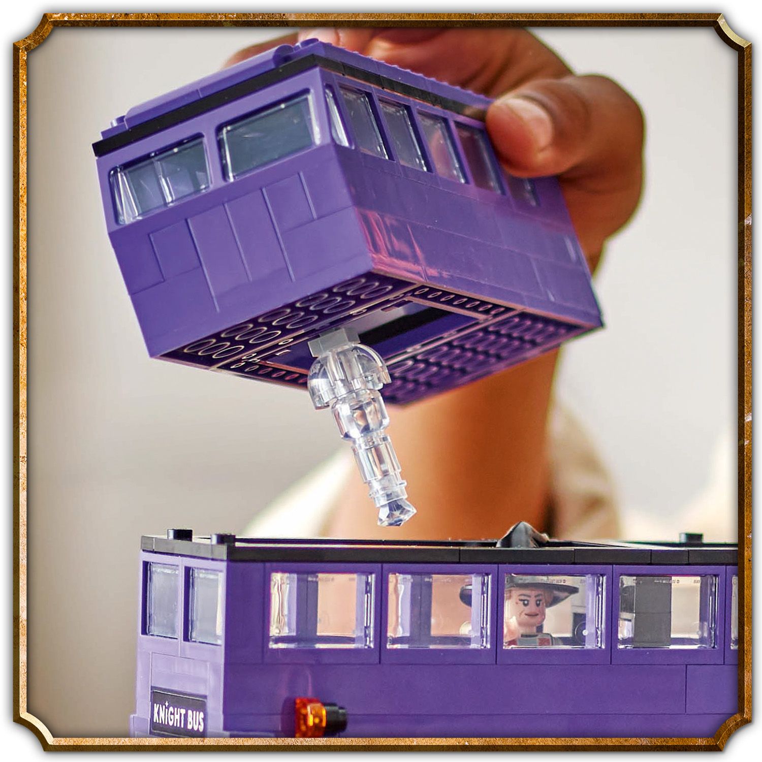 テラヘルツホイップシェイプ6.3kg LEGO® Harry Potter TM - Aventura cu Knight Bus™ 76446, 499 piese