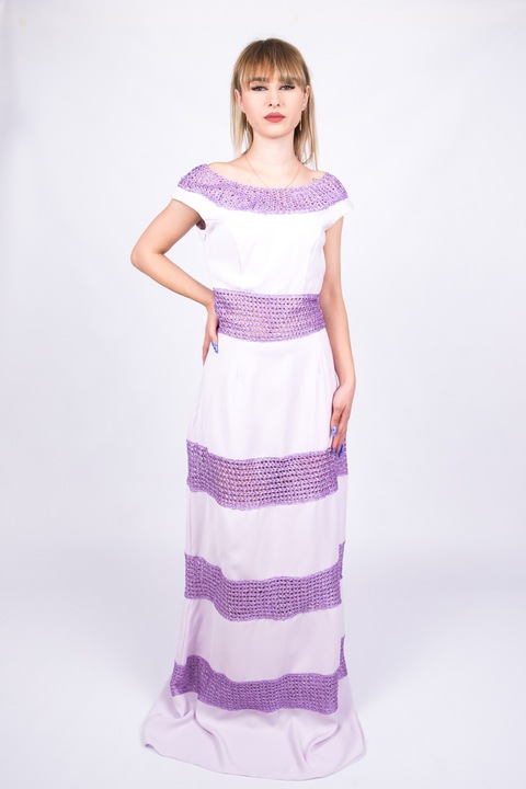 Люлякова рокля с ръчно плетена дантела, УНИКАТ, размер S