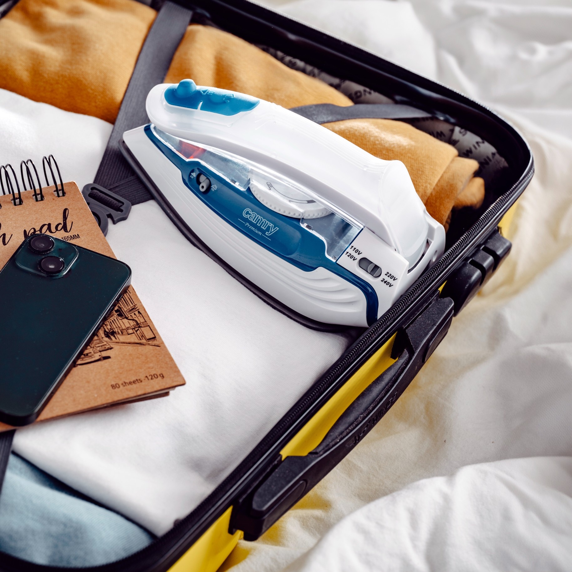 Fier de calcat cu abur Camry CR 5040, compact, 50g/min abur, alb-albastru, 20,3x9,3x9,4cm