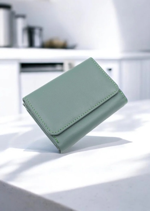 Portofel de dama din piele naturala Hassion R403, light green