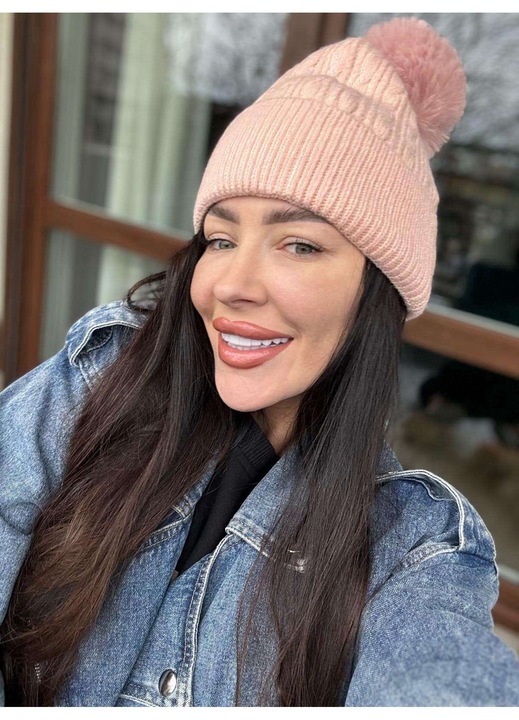 Caciula dama, stylion, roz, cu pompon, acril, dimensiune universala