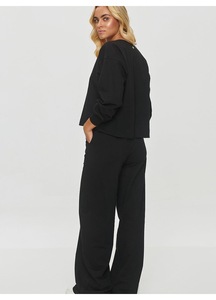 Costume si compleuri dama