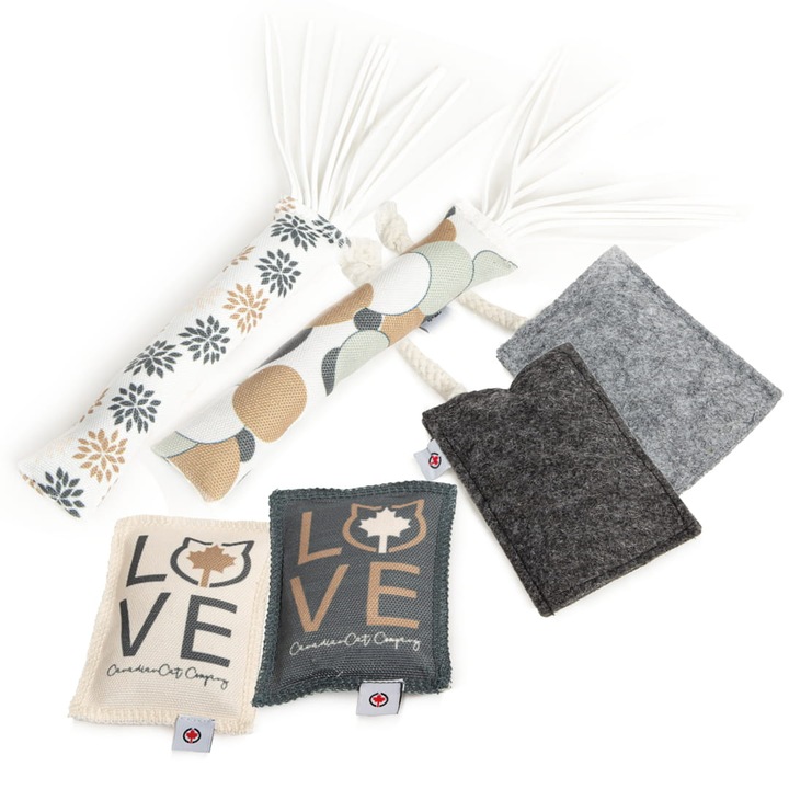 Комплект от 6 котешки възглавници, CanadianCat, микс от валериана и котешка трева, многоцветни