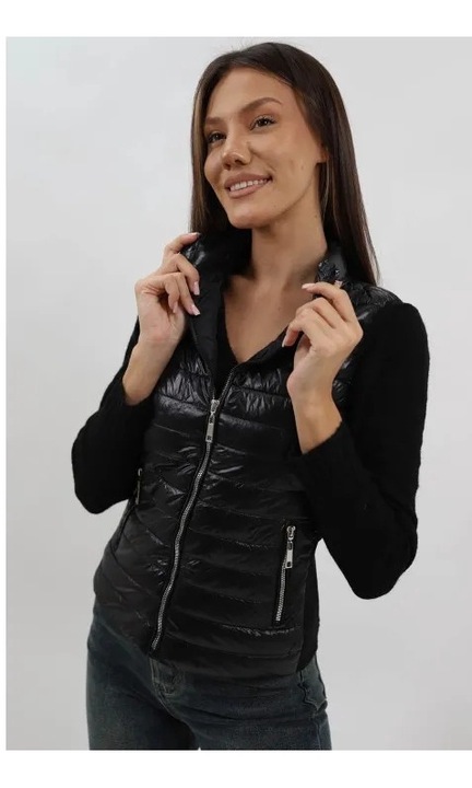 Rövid steppelt mellény dagály zsebekkel, fekete, L-XL