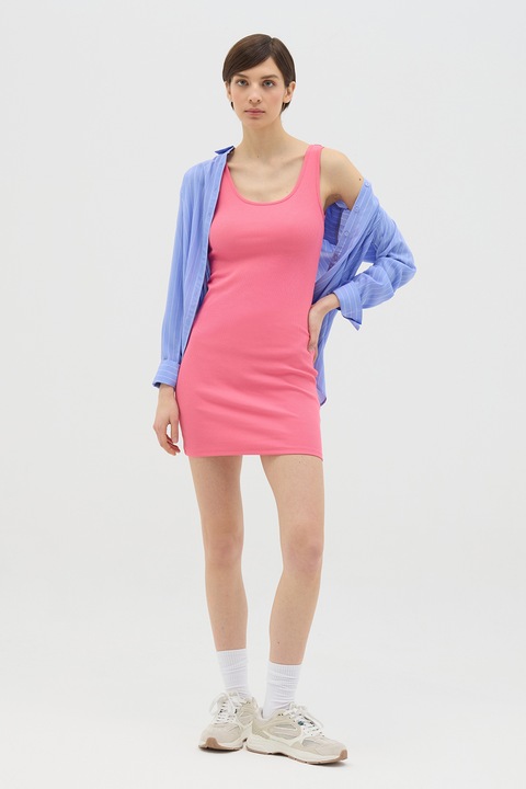 OVS, Вталена рокля с овално деколте, Светлорозов