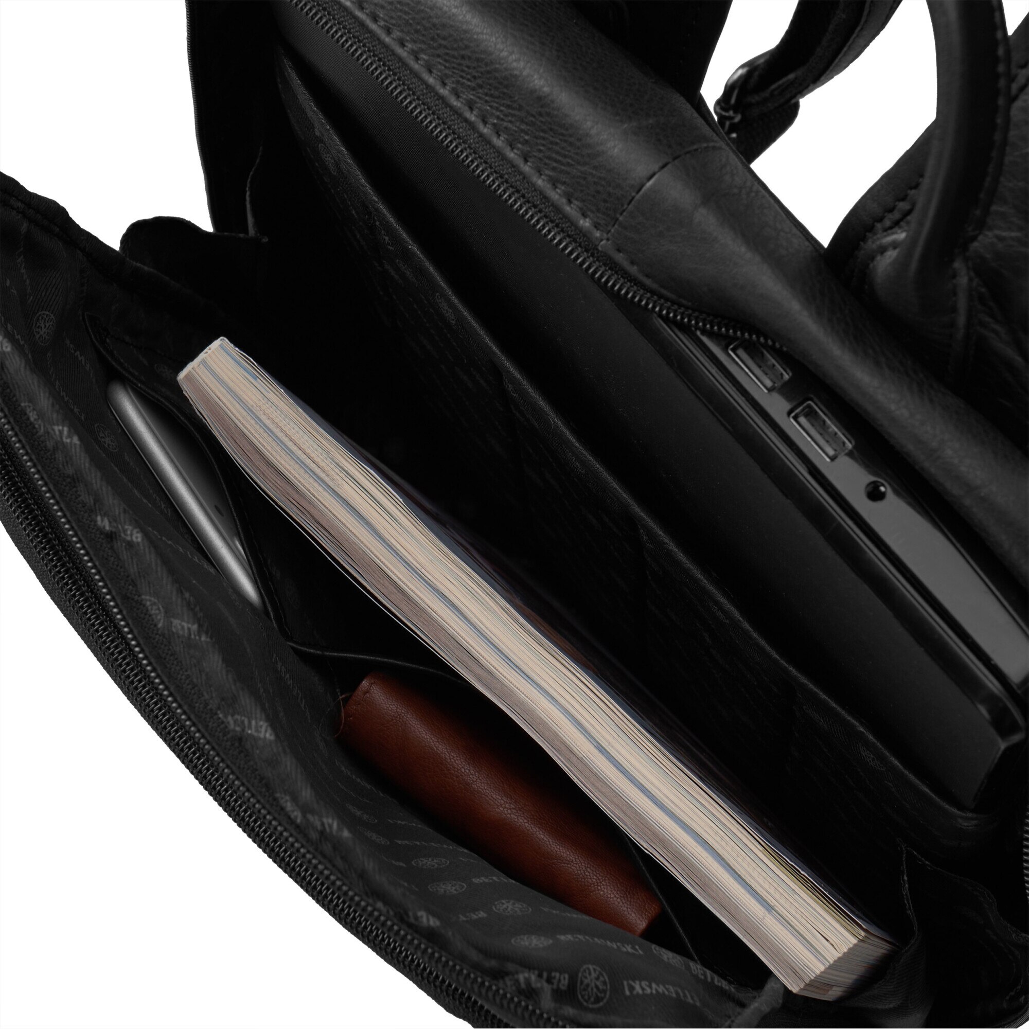 Rucsac pentru laptop, Betlewski, Cambridge, universal, din piele naturala, 35 x 41 x 15 cm, bretele reglabile, culoare negru