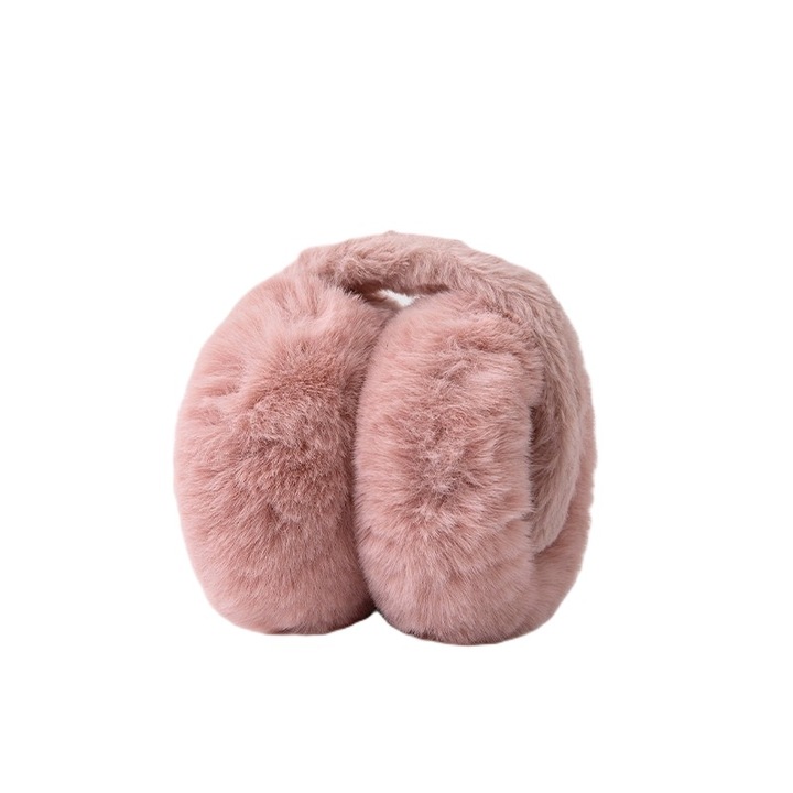 Casti de urechi pufoase si calduroase, ideale pentru zilele friguroase, roz pudrat